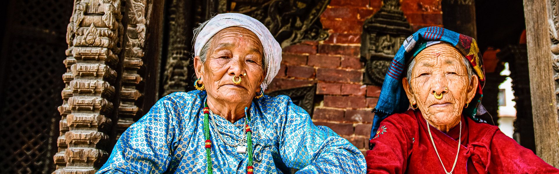Alte Frauen in Patan |  Kai-Uwe Kchler, Art & Adventure / Chamleon