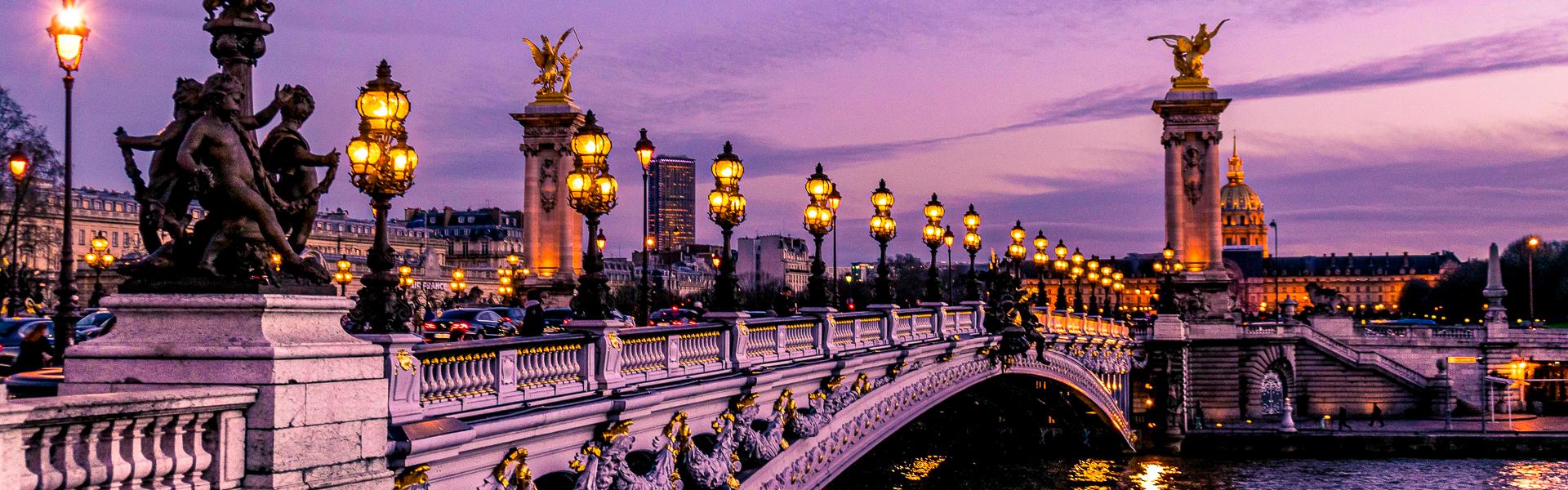 Brcke Pont Alexandre ber die Seine |  Lonard Cotte, Unsplash / Chamleon