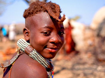 Himba (© Frank Bühler / Chamäleon)