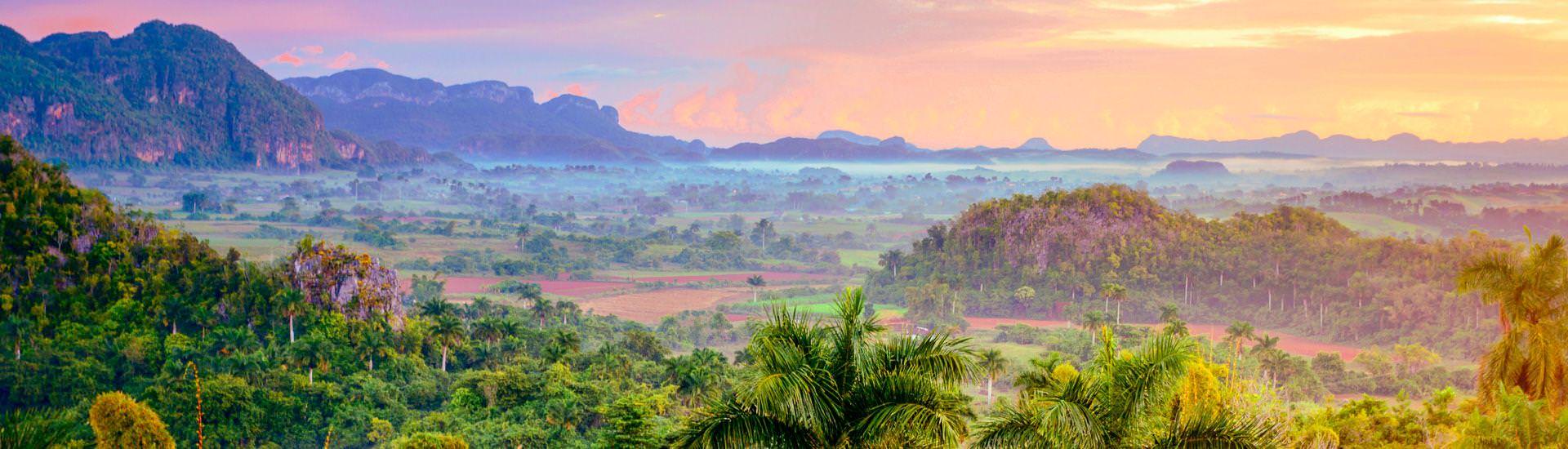 Vinales-Tal |  Michal Krakowiak, iStockphoto.com / Chamleon