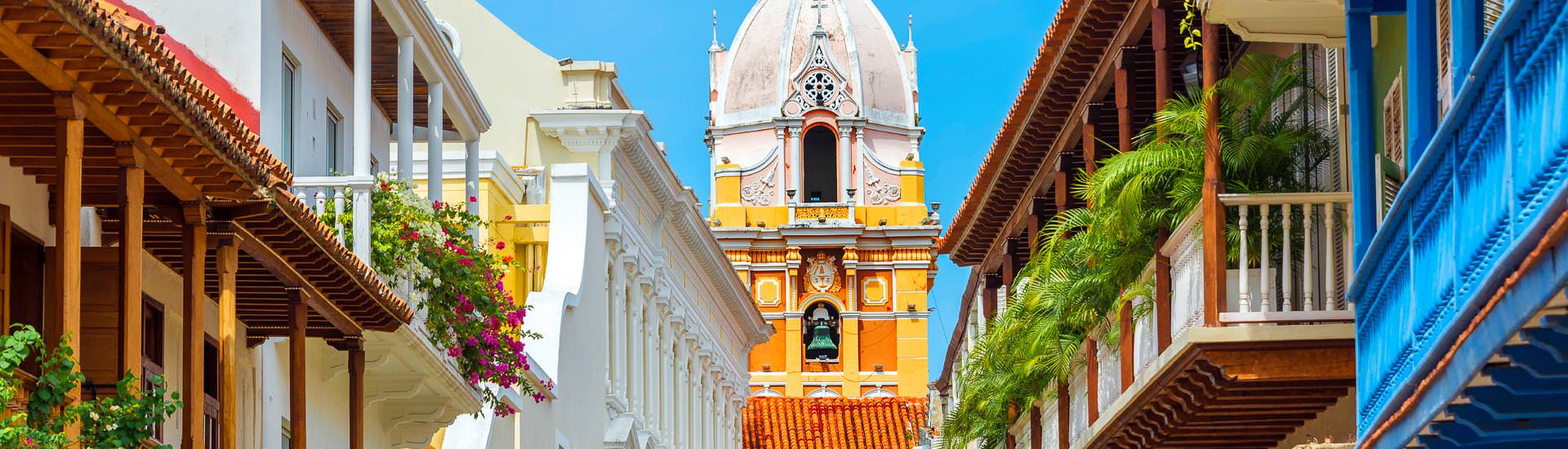 Kathedrale und Balkone in Cartagena |  Jess Kraft, iStockphoto.com / Chamleon