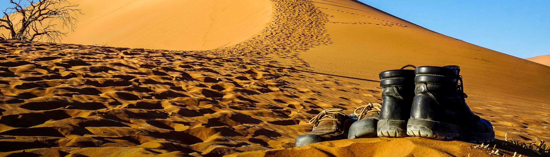 Stiefel im Sand zurckgelassen |  Susanne Schulz / Chamleon