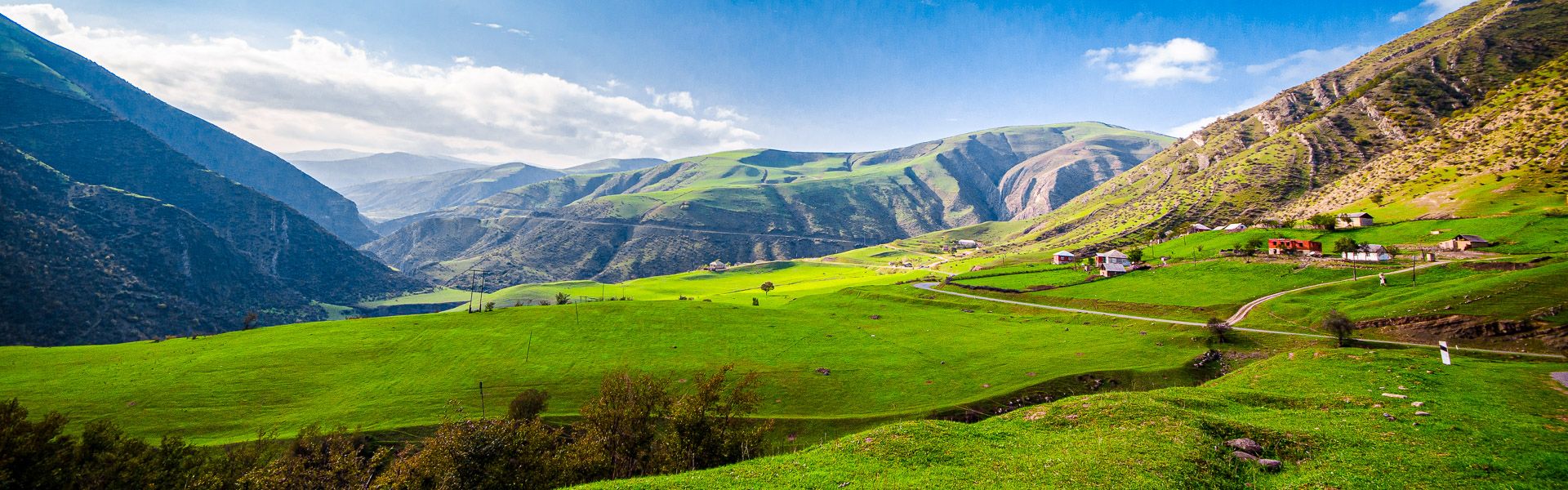 Kaukasische Berge |  Tourism Board Azerbaijan / Chamleon