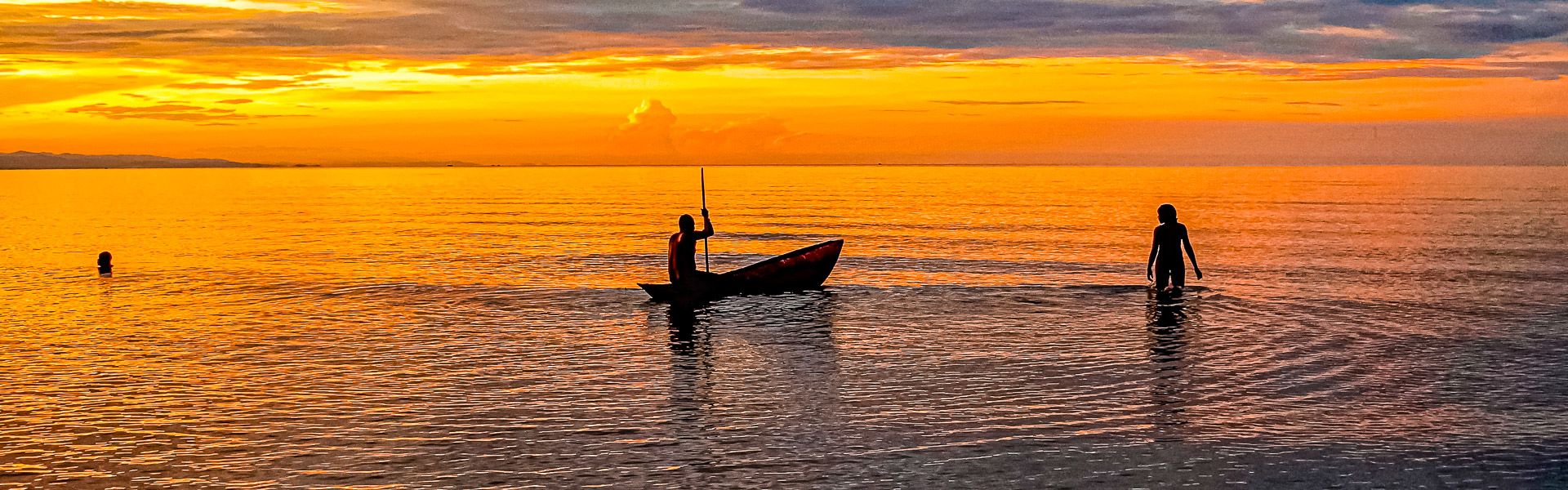 Sonnenuntergang mit Fischerboot |  Martin Mwaura, EyeEm / Chamleon
