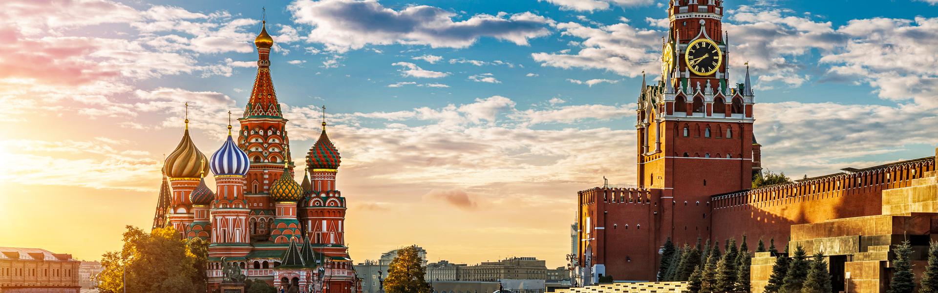 Morgensonne auf dem Roten Platz in Moskau |  Baturina Yuliya, Shutterstock / Chamleon