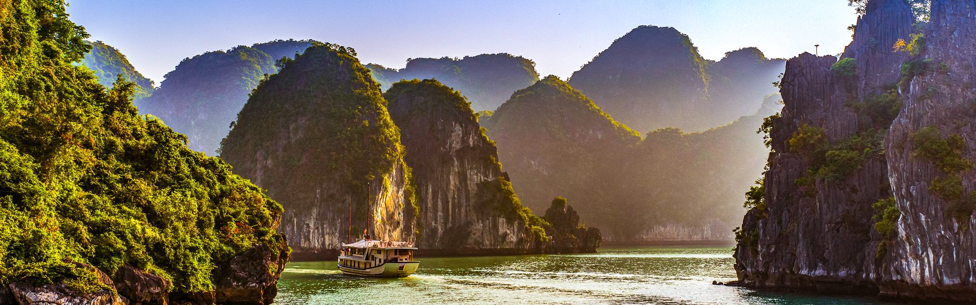 Halong Bucht |  Simon Dannhauer, iStockphoto.com / Chamleon