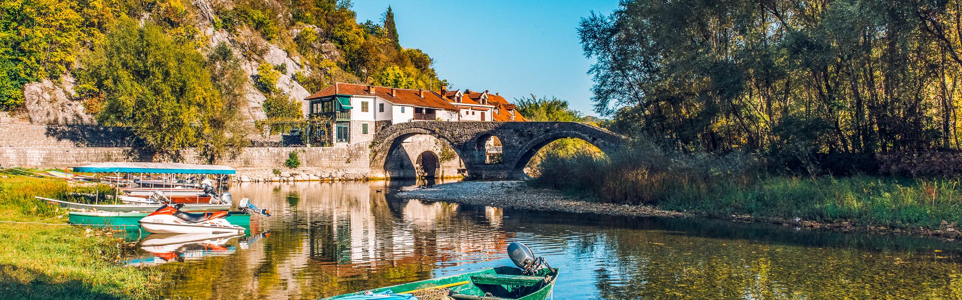 Steinbrcke in der Region am Skadarsee |  MacSun Travel Skopje / Chamleon