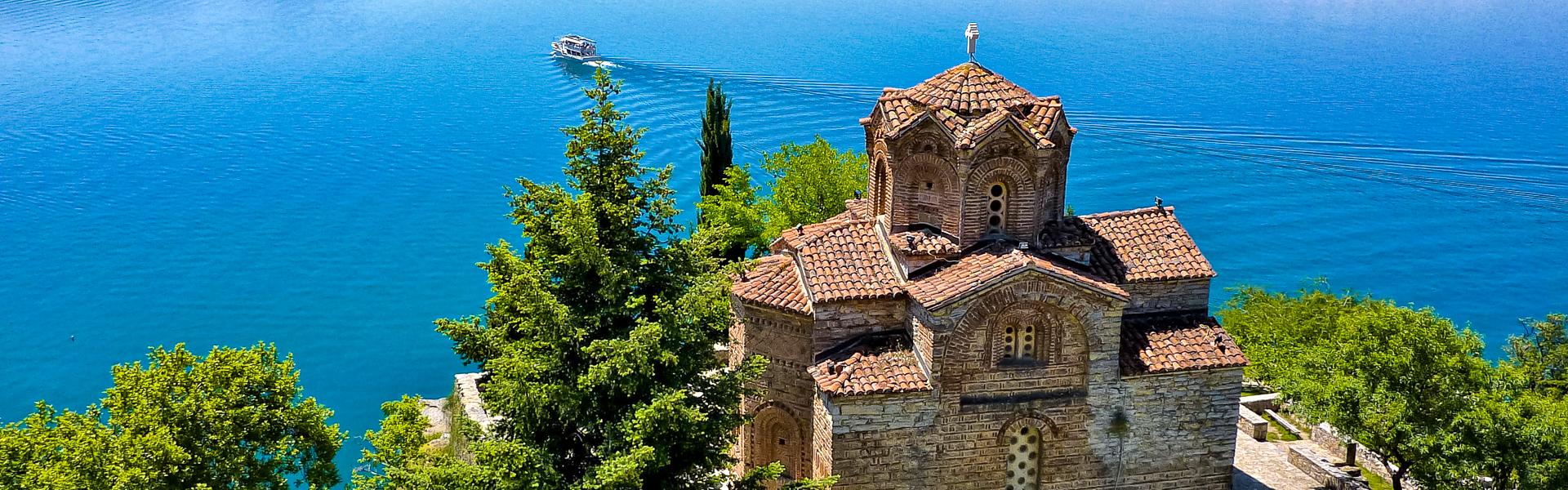 Kirche des Heiligen Johannes von Kaneo am Ohridsee |  MacSun Travel Skopje / Chamleon