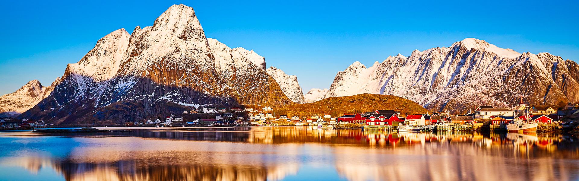 Lofoten-Insel im Abendlicht |  Johny Goerend, Unsplash / Chamleon