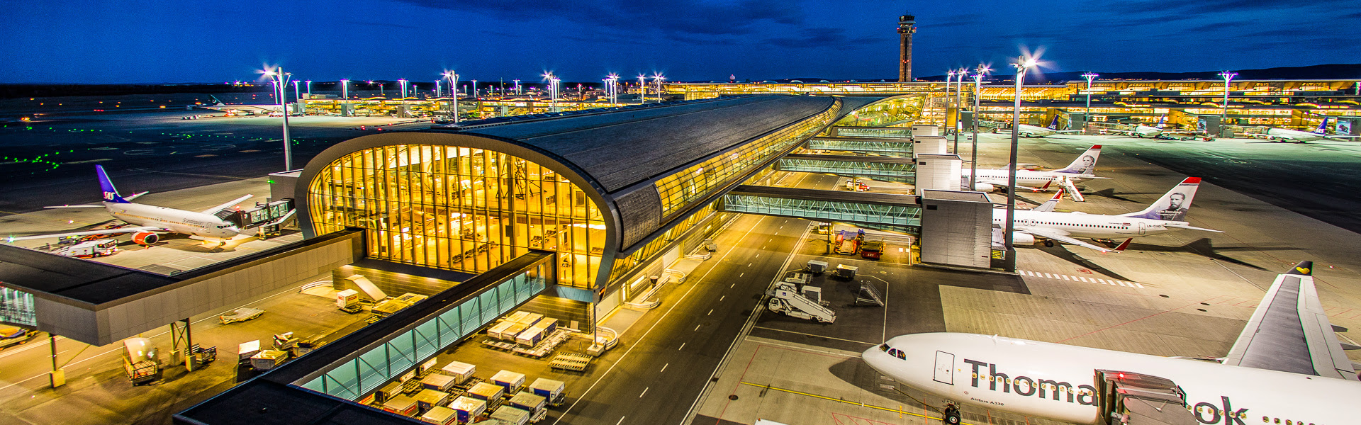 Oslo Gardermoen Pier n?dlich vom Aufzug |  Avinor, Espen Solli / Chamleon