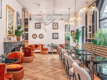 Billie Hotel Restaurant |  Billie Hotel / Chamleon