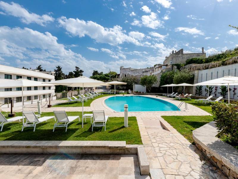 Vittoria Resort |  Dom Photographer, Vittoria Resort / Chamleon