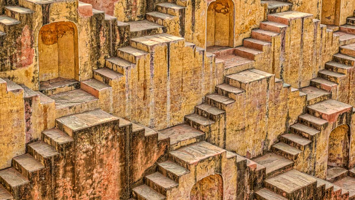 Chand Baori Treppen | © Wim Arys, Unsplash / Chamäleon Chand Baori Treppen | © Wim Arys, Unsplash / Chamäleon