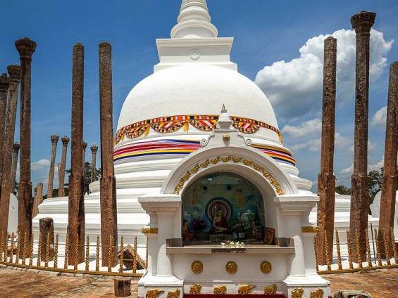 Tempel in Anuradhapura |  Harry Laub / Chamleon