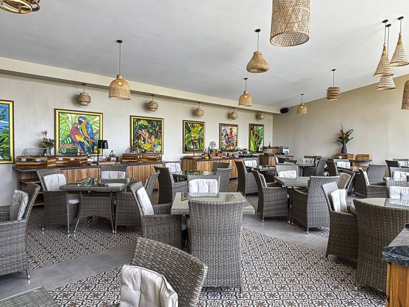 Restaurant |  Poco a Poco Hotel / Chamleon
