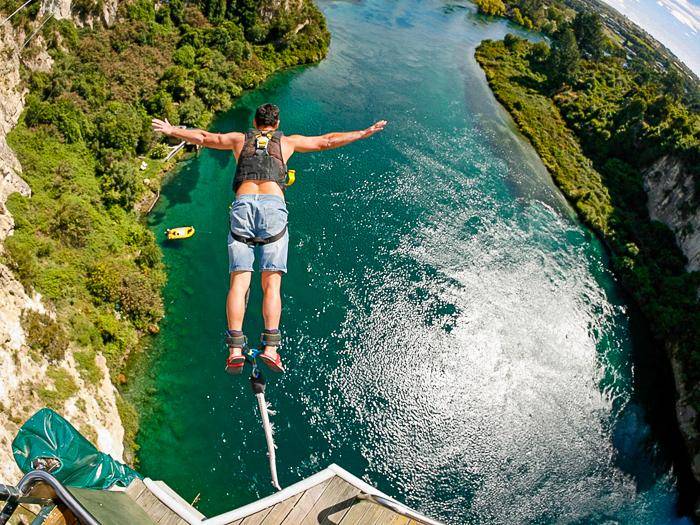 Adrenalinkick ber dem Fluss |  Haka Tours / Chamleon