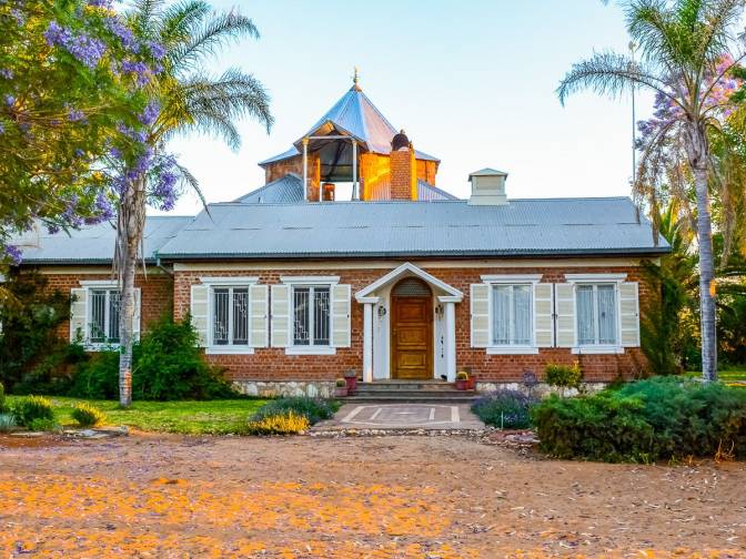 Ouhave Country Home