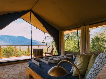Mkomazi Wilderness Retreat |  Mkomazi Wilderness Retreat / Chamleon