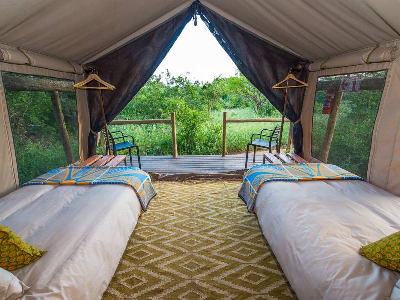 Zululand Lodge |  Bruce Taylor, Zululand Lodge / Chamleon