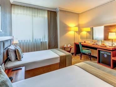 Hotelzimmer |  Akadur Tolegen, Bera Hotel / Chamleon