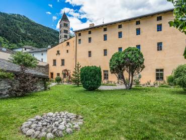 Vecchio Monastero Poschiavo |  andreabasci, Vecchio Monastero Poschiavo / Chamleon