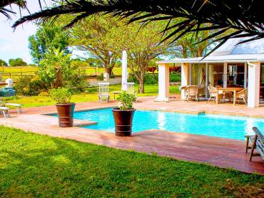 Oyster Bay Lodge |  Oyster Bay Lodge / Chamleon