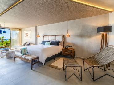Hotelzimmer |   David Carranza, Mvngata Beach Hotel / Chamleon