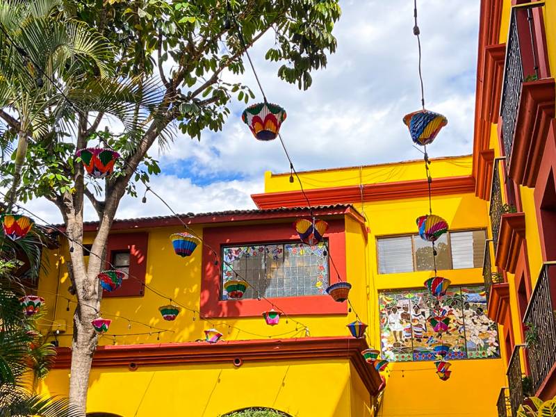 Oaxaca Real Hotel |  Oaxaca Real Hotel / Chamleon