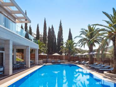 Ami Hotel |  Ami Hotel / Chamleon