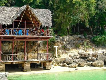 Villa Cayo Saetia |  Villa Cayo Saetia / Chamleon