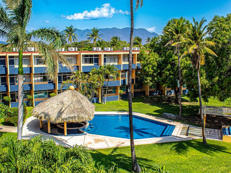 Hotel Calli  |  Hotel Calli / Chamleon