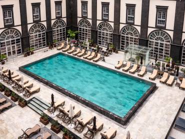 Hotel Vila Gal  |  Hotel Vila Gal / Chamleon