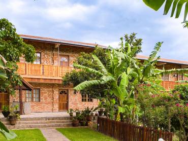 Ambalakely Hotel |  Ambalakely Hotel / Chamleon