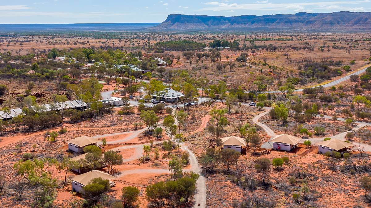 Kings Canyon Resort |  Kings Canyon Resort / Chamleon