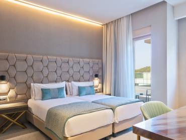 Ami Hotel |  Ami Hotel / Chamleon