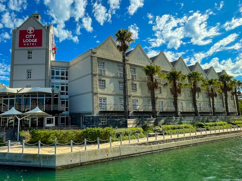 City Lodge Hotel Victoria & Alfred Waterfront |  Bruce Taylor, City Lodge Hotel Victoria & Alfred Waterfront / Chamleon