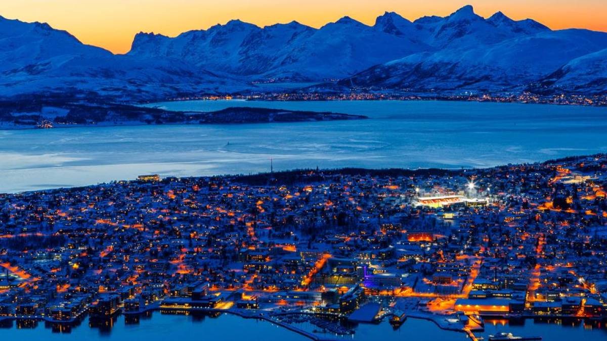 Blick auf Tromsø | © Harry Jaschhof, Unsplash / Chamäleon Blick auf Tromsø | © Harry Jaschhof, Unsplash / Chamäleon