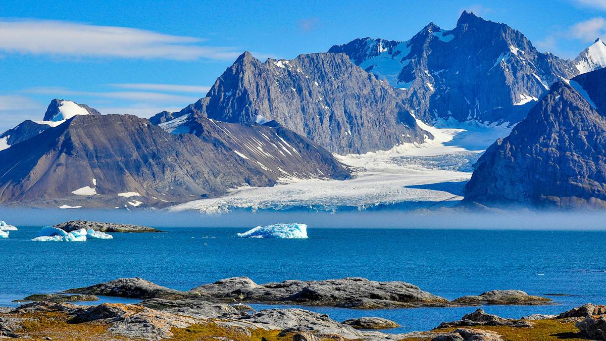 Spitzbergen |  Jacek Urbanski, Unsplash / Chamleon
