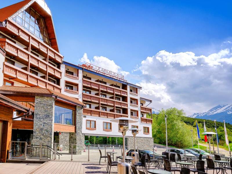 St. Ivan Rilski Hotel |  Dragomirushev Photography, St. Ivan Rilski Hotel / Chamleon