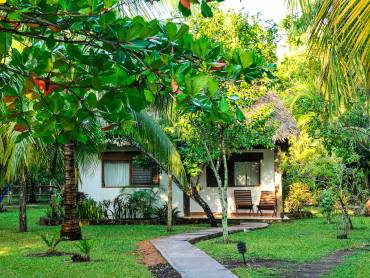 Rancho Encantado in Bacalar |  Rancho Encantado / Chamleon