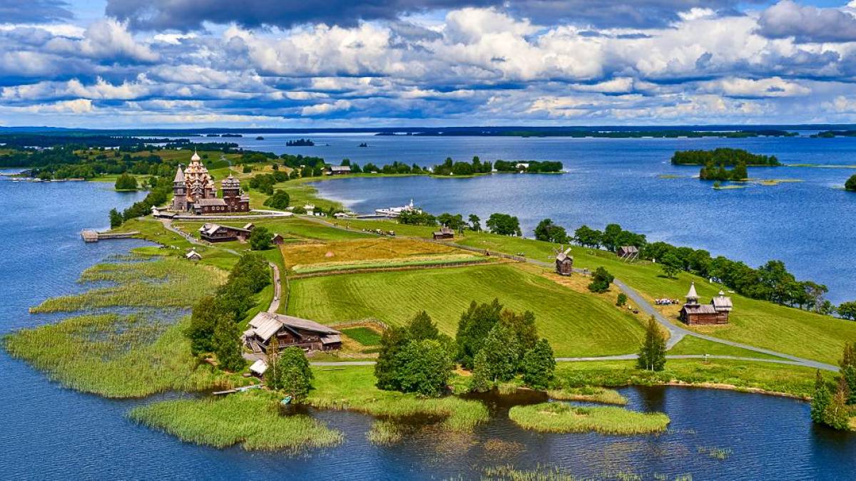 Insel Kizhi im Onegasee | © Alvov, Shutterstock / Chamäleon Insel Kizhi im Onegasee | © Alvov, Shutterstock / Chamäleon