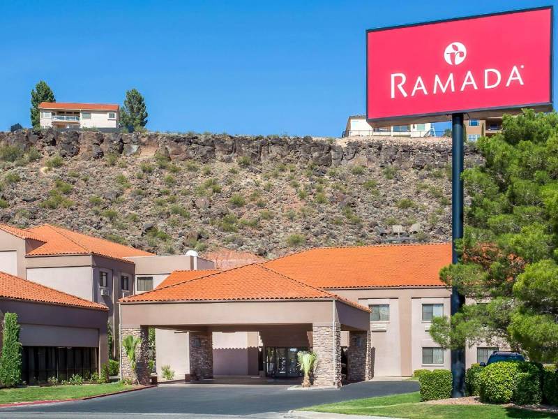 Ramada Inn St. George |  Ramada Inn St. George / Chamleon
