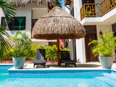 Pool |  Hotel Diosa del Agua / Chamleon