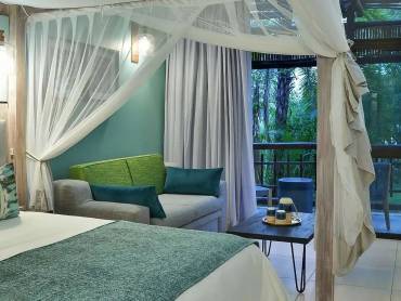 Cresta Mowana Safari Resort |  Cresta Mowana Safari Resort / Chamleon