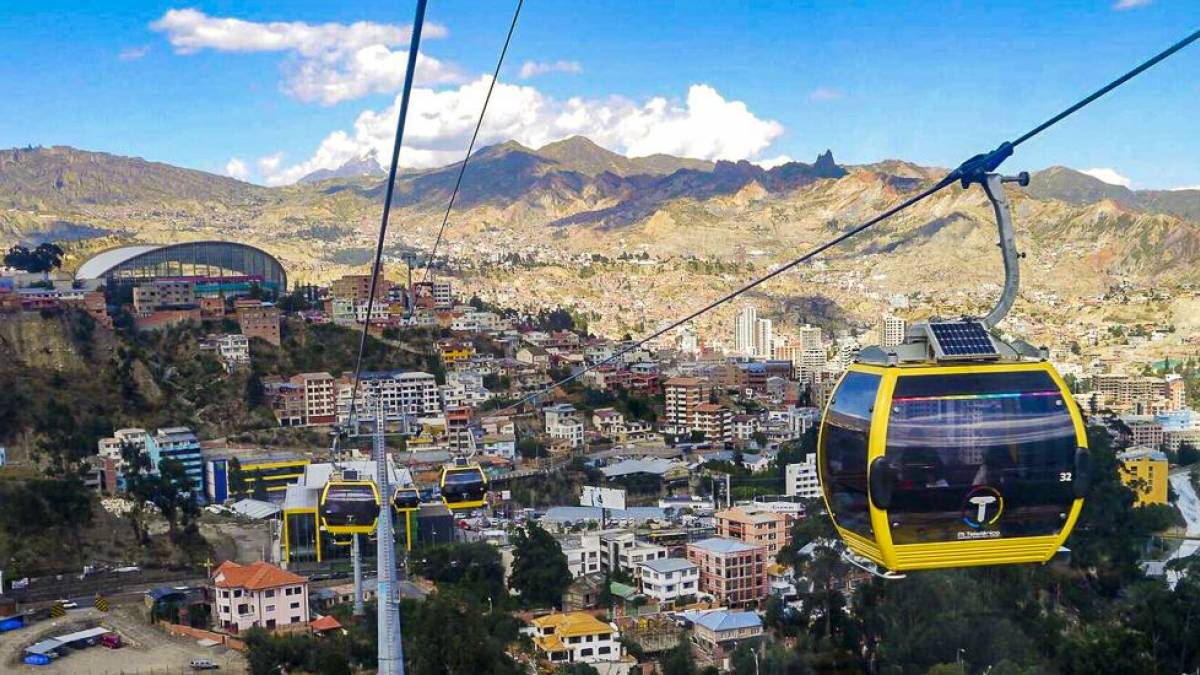 Seilbahn über La Paz | © Nina Bäker / Chamäleon Seilbahn über La Paz | © Nina Bäker / Chamäleon