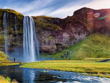 Seljalandsfoss im Gegenlicht |  technotr, iStockphoto.com / Chamleon