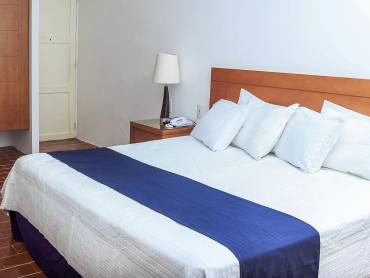 Hotel Calli  |  Hotel Calli / Chamleon