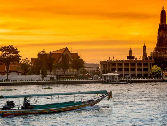 Wat-Arun-Tempel in Bangkok bei Sonnenuntergang |  Dirk Bleyer / Chamleon