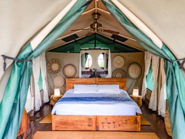 Selous Impala Camp |  Mario Kowsky, Selous Impala Camp / Chamleon