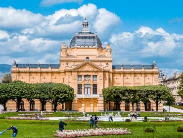 Kunstpavillon in Zagreb |  Maja Vujic, Unsplash / Chamleon